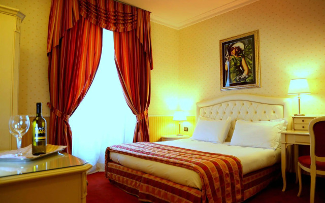 Capitolium Rooms