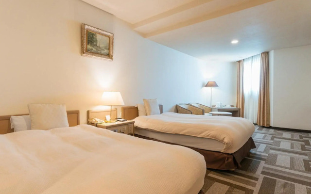Hotel New Century