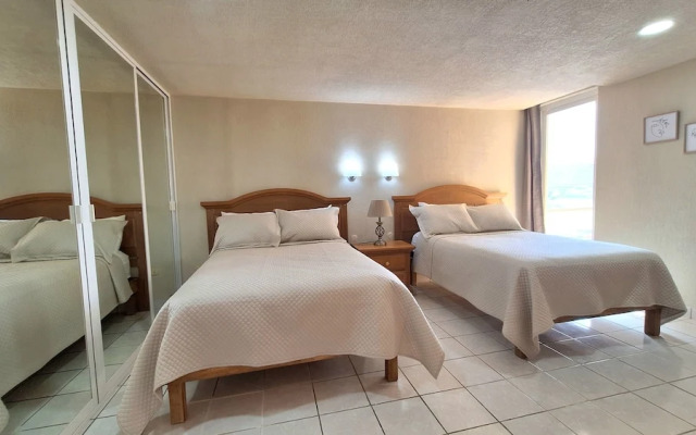 Ocean view 2BR Condo downtown Cozumel