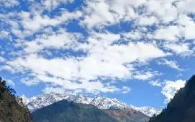 Snow View Guest House