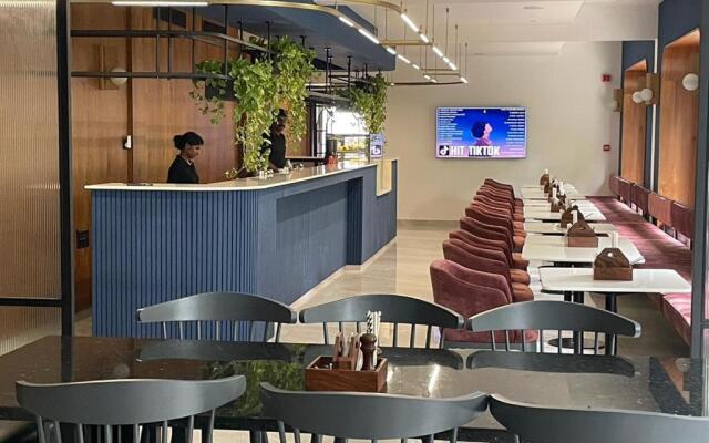 Hotel TGR Suites