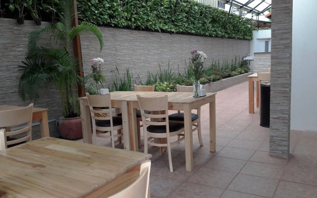 The Flora Boutique Hotel