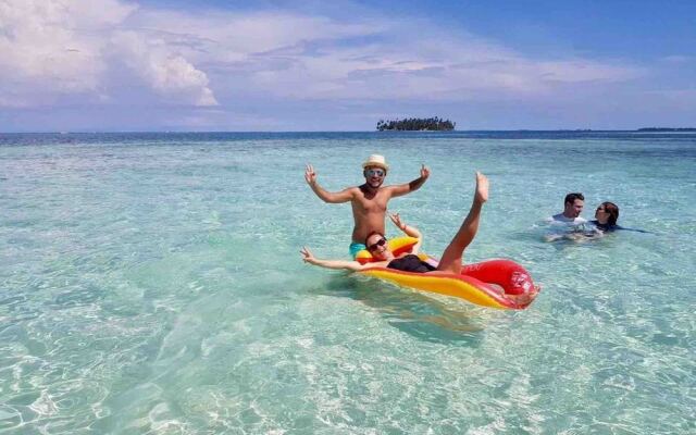 Cabins in Asserya Island - San Blas paradise - meals included