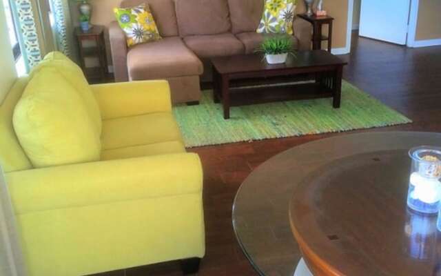 Hawaiian Monarch PH303 Oceanview