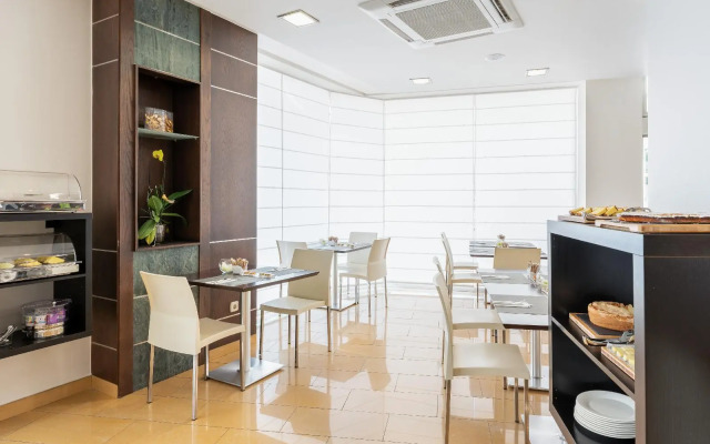 Hotel Exe Puerta de San Pedro