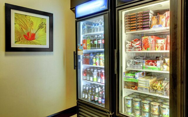 Hampton Inn And Suites Camarillo