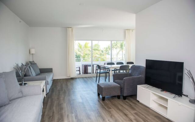 SoBe 12th and Ocean Suites