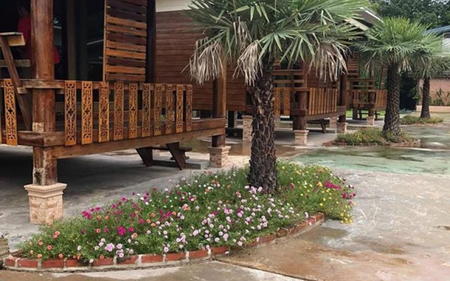 Pobruk Resort