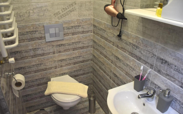 Central Mansard Studios