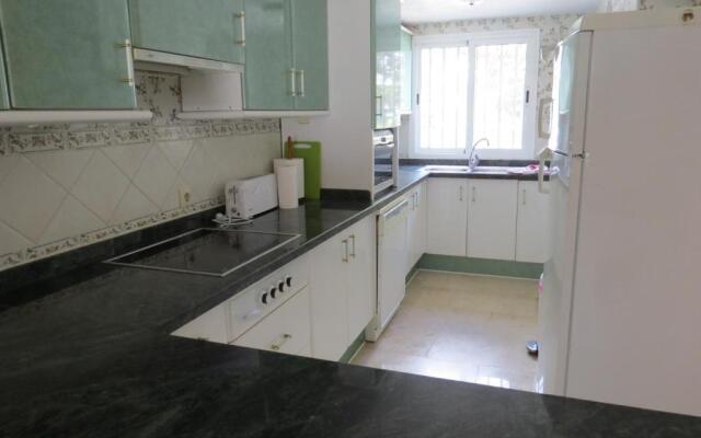 Benavista Estepona - 2 Bed Town House with Pool