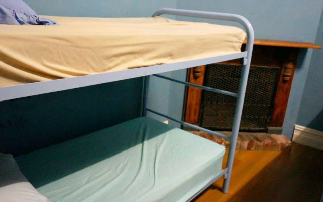 Sundancer Backpackers Resort