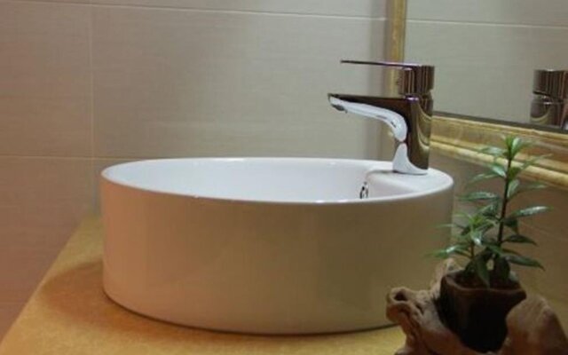 Creative Holiday Hotel