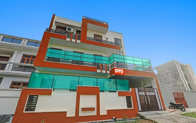 OYO Flagship 80680 Hotel Harsh Inn