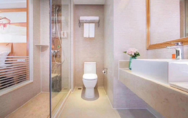 Vienna Hotel (Dongguan Dalang Bus Station)