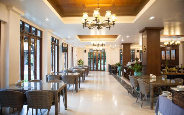 Wiang Kaew Hotel