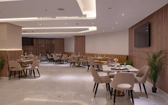 Corp Executive Hotel Doha Suites