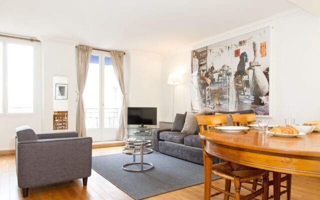 Odeon - Saint Germain Private Apartment