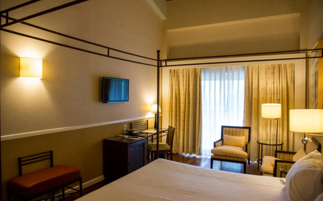 Hotel Nuevo Portil Golf