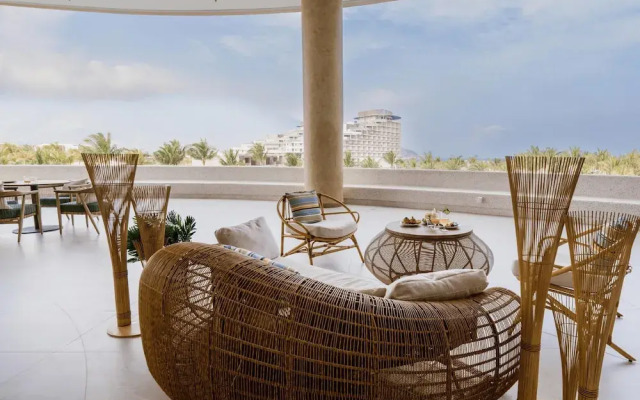 Aquamarine Resort Cam Ranh