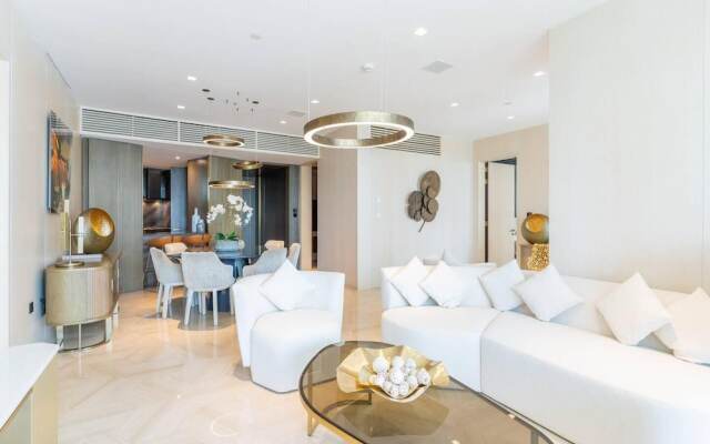 Five Palm Jumeirah Luxurious 2bdr Stunning Views