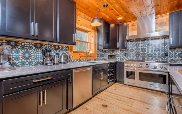 Ar'ya Relaxed Chalet