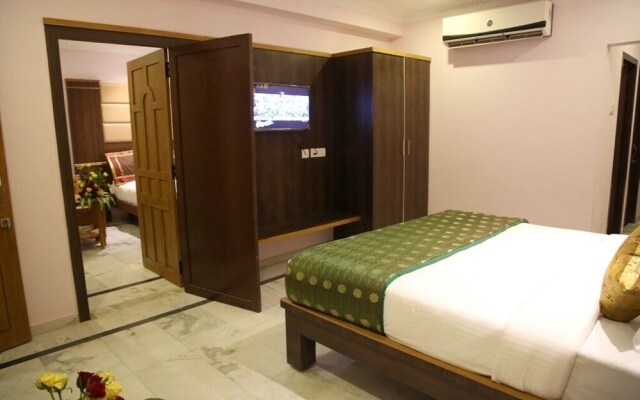 Poppys S.E.T Residency Kumbakonam.