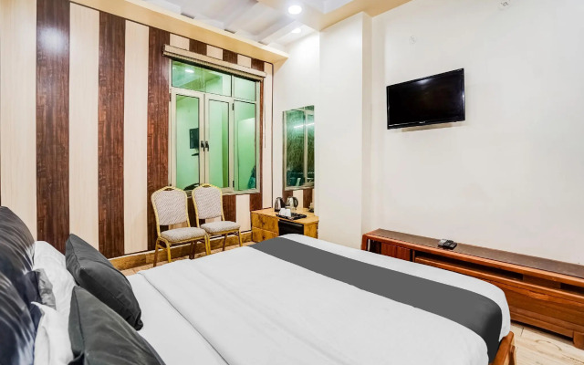 Capital O 16639 Hotel Shri Pushpraj