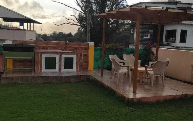 Rose garden enclave for families