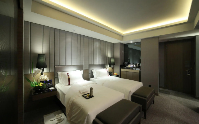 Rhombus Park Aura Chengdu Hotel