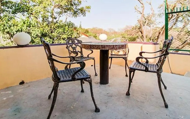 Fabhotel Royal Heritage