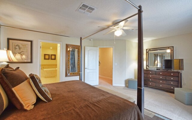 The Shire 4 Bedroom House w Pool - 4704TS