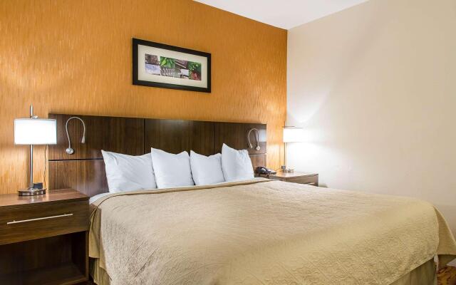 Quality Inn & Suites Middletown - Newport