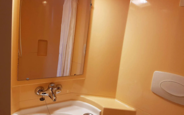 Première Classe Amiens Est - Glisy