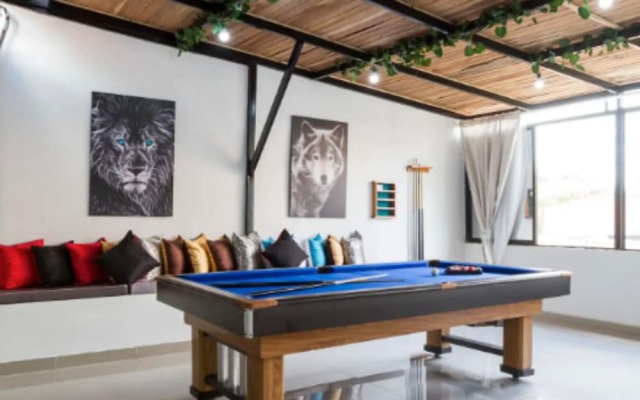 Penthouse 3rd Floor Lleras