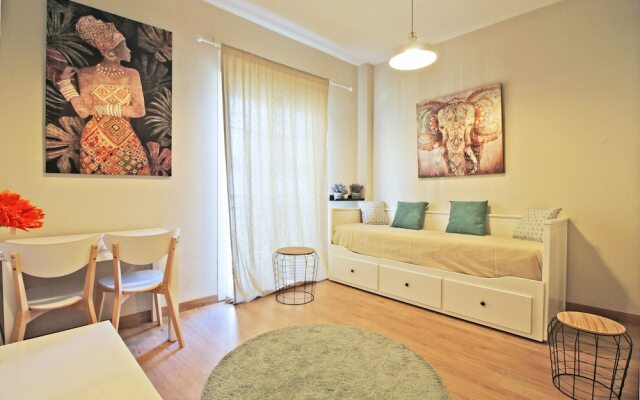 Del Parque Flats - Refino