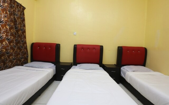 Raz Hotel by OYO Rooms