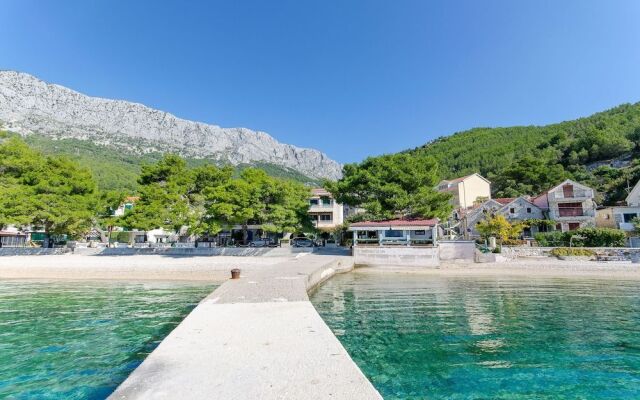 Apartments and Room Nada