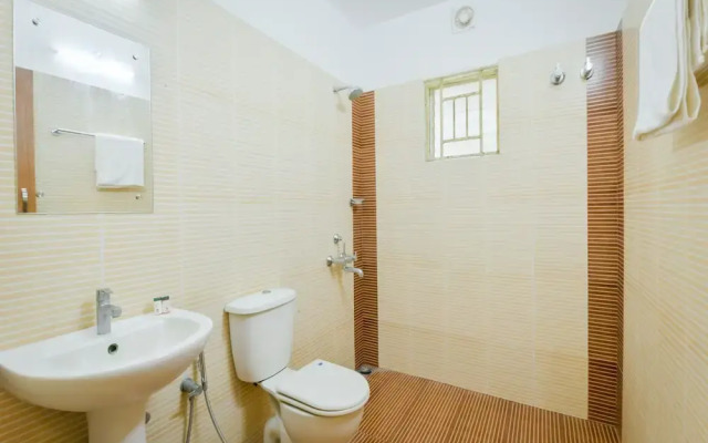OYO Home 82829 Modern Studio