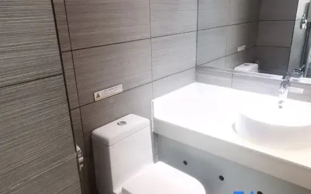 Super 8 Hotel (Lanzhou Dongfanghong Metro Station)