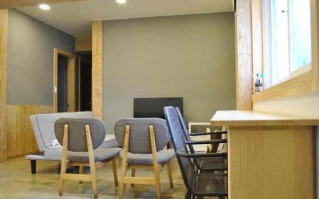 首尔那沃旅馆(Navi N Seoul)