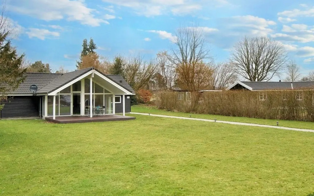 6 Person Holiday Home in Melby