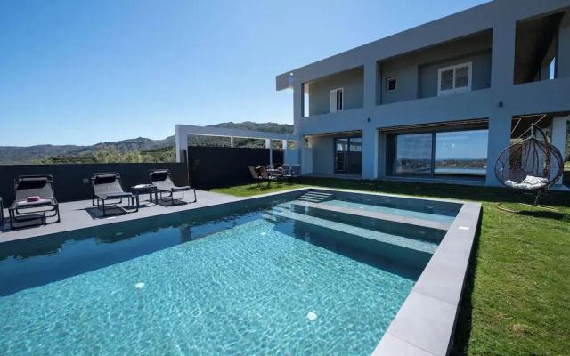 Villa Arithea