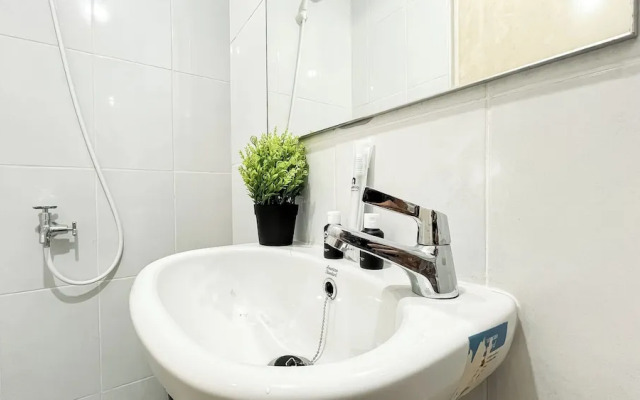 Soft Industrial Look Studio At Tokyo Riverside Pik 2 Apartment