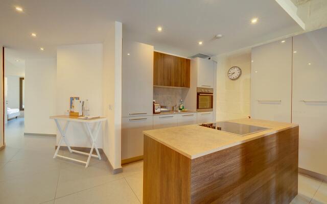 Luxurious 2BR Apartment in Valletta