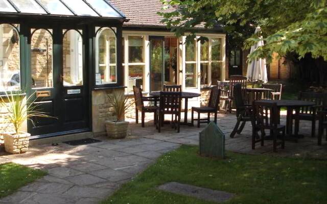 Whitwell Hotel & Conference Centre