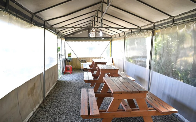 Anmyeondo Flower Beach Castle Pension