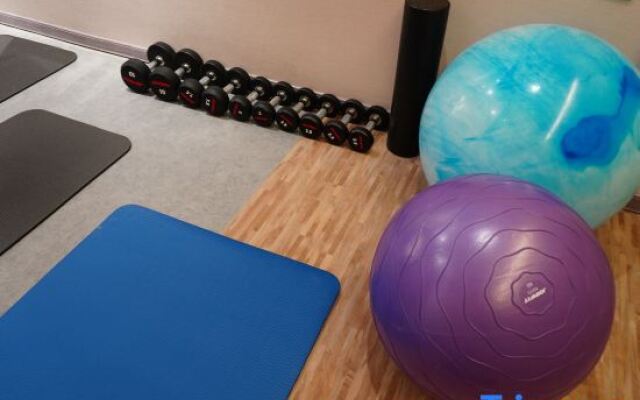 Jigsaw Hotel (Jiangnan West Fenghuang New Village Subway Station Branch)