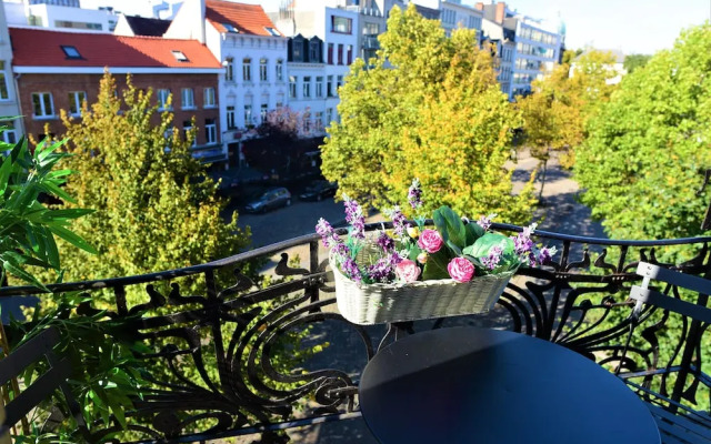 SLEEP INN ANTWERP - Flats & Suites