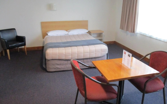 The Redwood Hotel