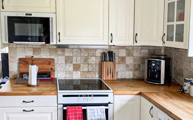 Nice Home in Farsund With 3 Bedrooms and Internet